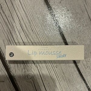 Cosmyfy lip mousse shiny color pansy vegan